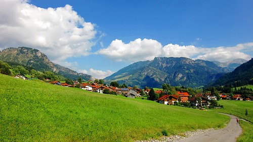 Blick nach Hindelang
